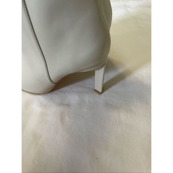 Lulus Olivet Cream Pointed-Toe Knee-High Boots 11 - Picture 8 of 9